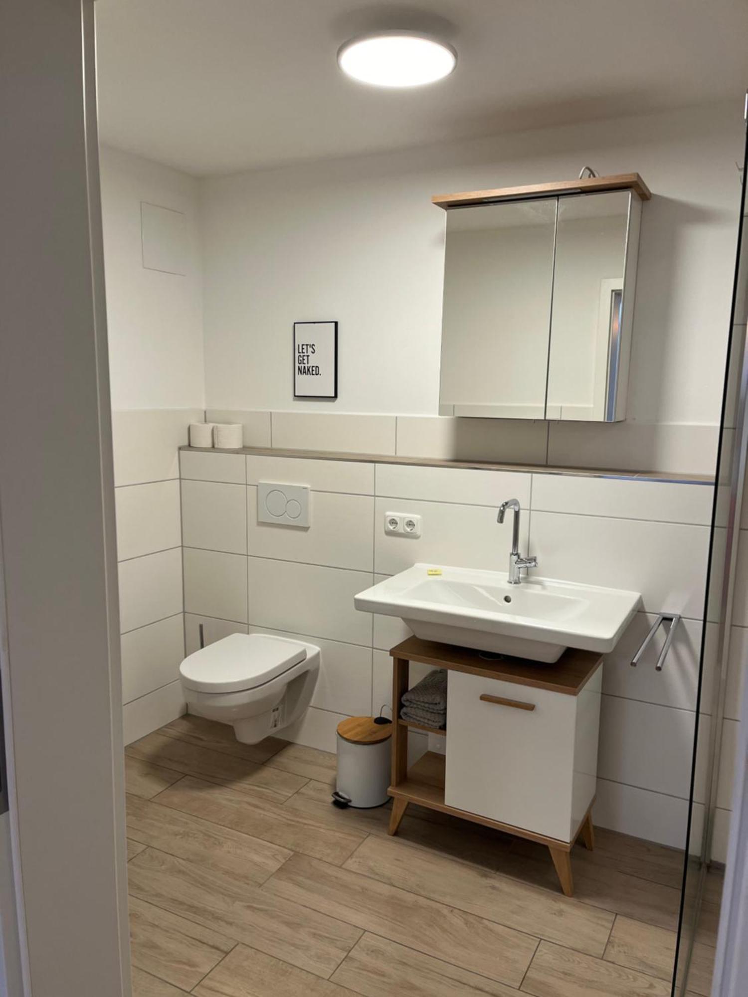 Zwischen Salzburg, Burghausen Und Oesterreich Apartment Tittmoning
